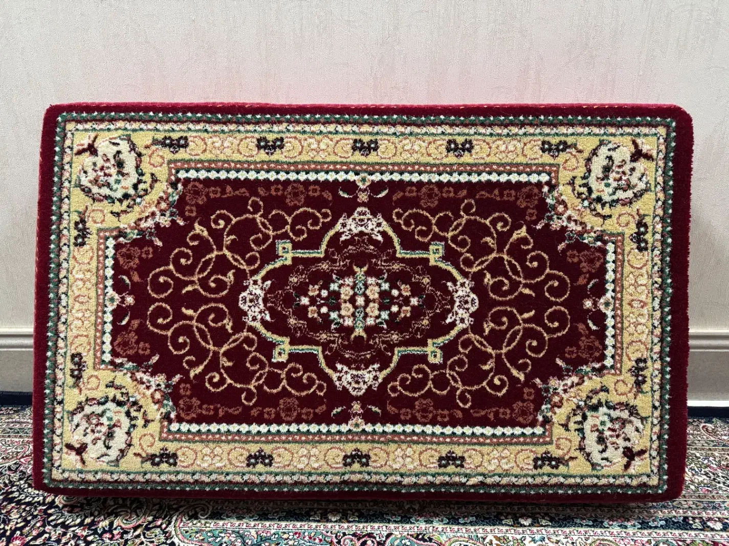 پشتی|پشتی|سیرجان, |دیوار