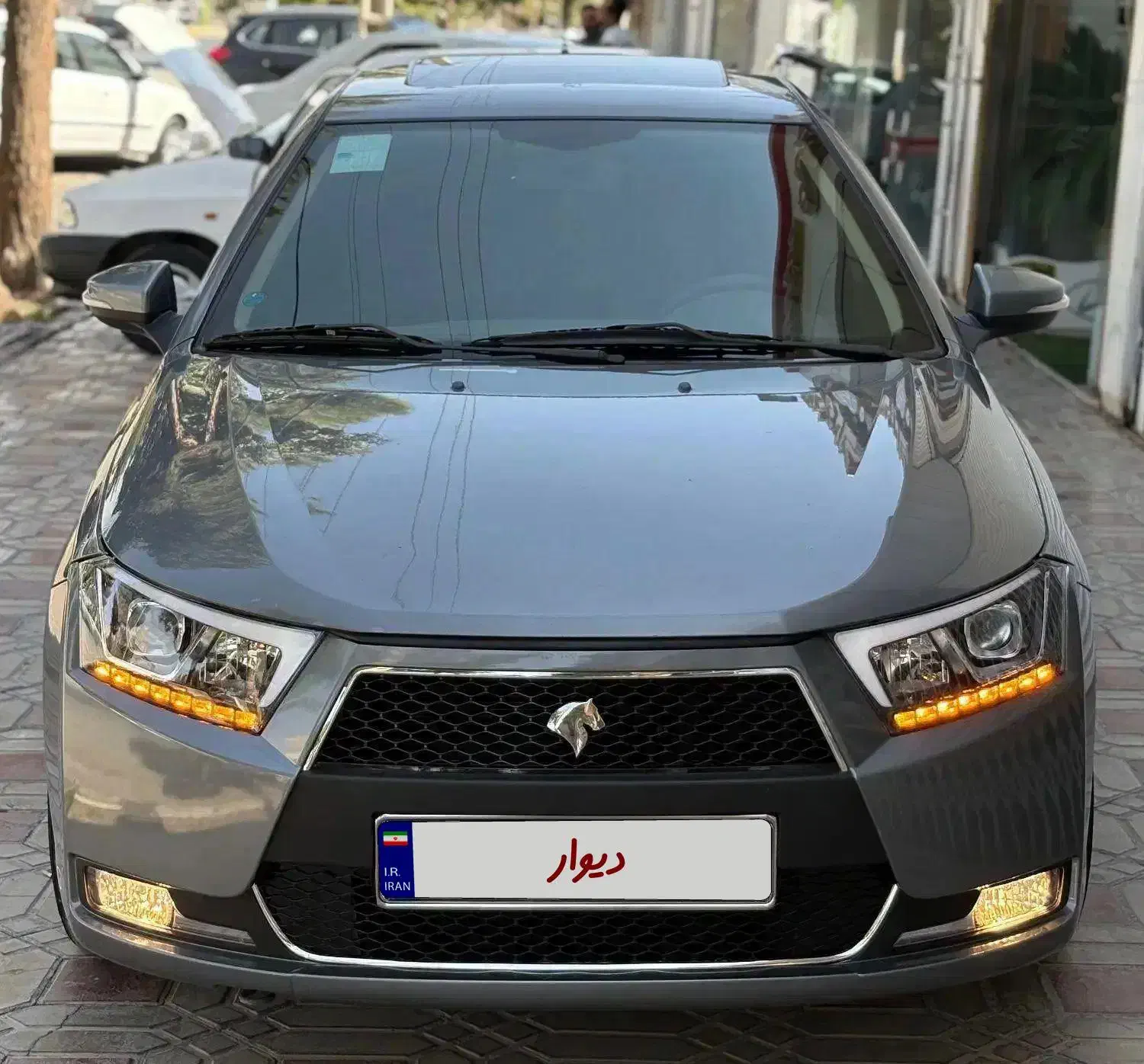 دنا پلاس تیپ ۲ فول مدل 1396 ساندروف دار|خودرو سواری و وانت|اصفهان, ملک‌شهر|دیوار