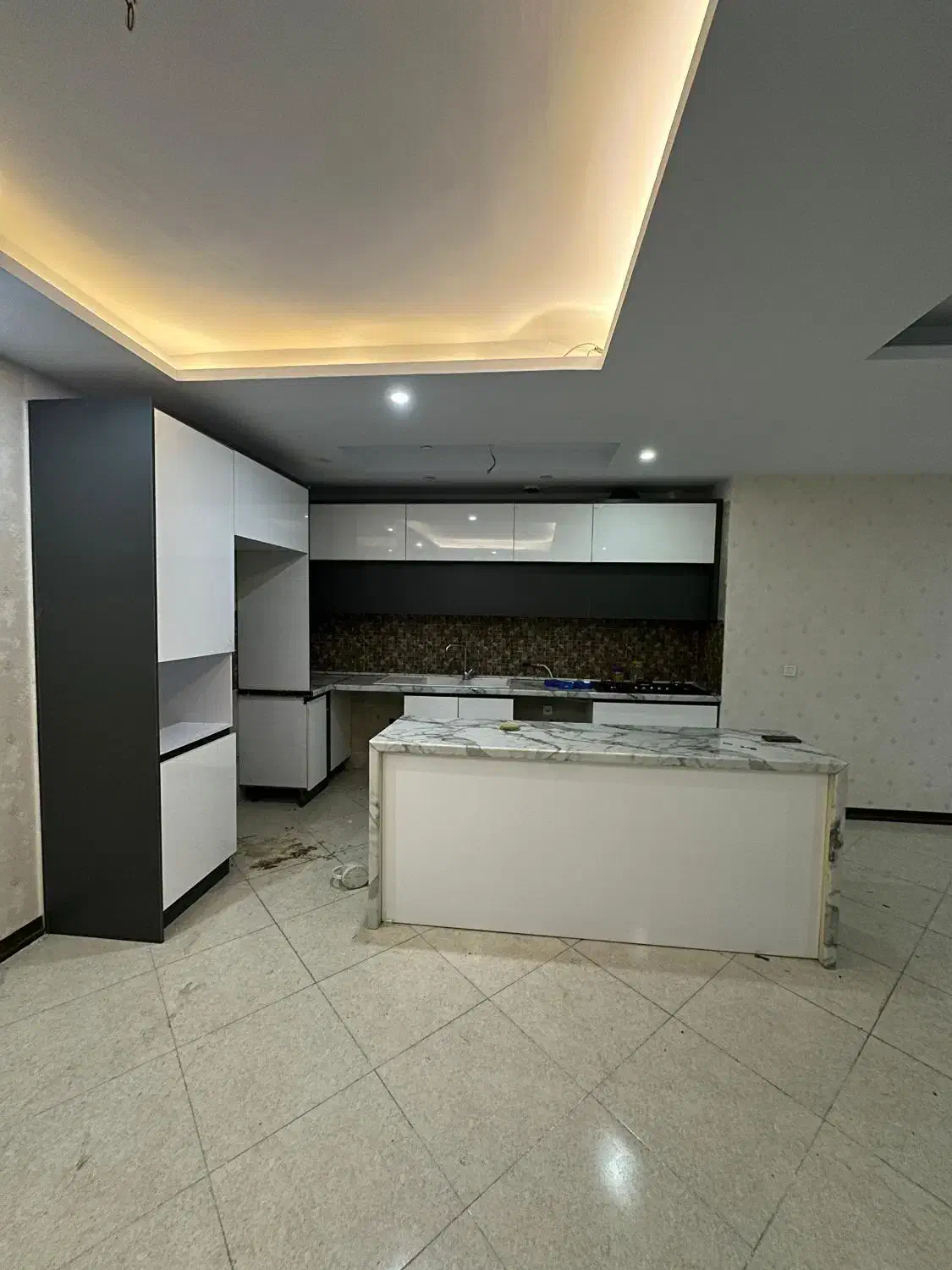 اجاره مرواریدشهر ۱۱۰متر۳خ بدون مشرف ویوکوه