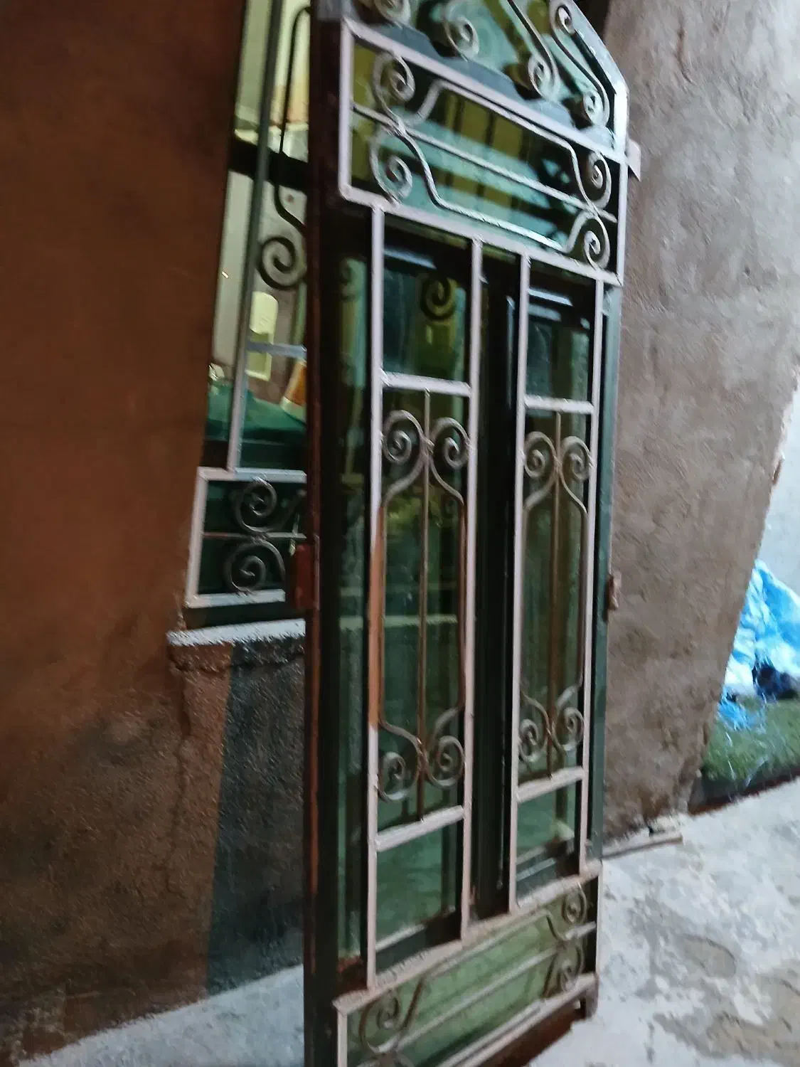 پنجره آشپزخانه و پذیرایی|مصالح و تجهیزات ساختمان|چرام, |دیوار