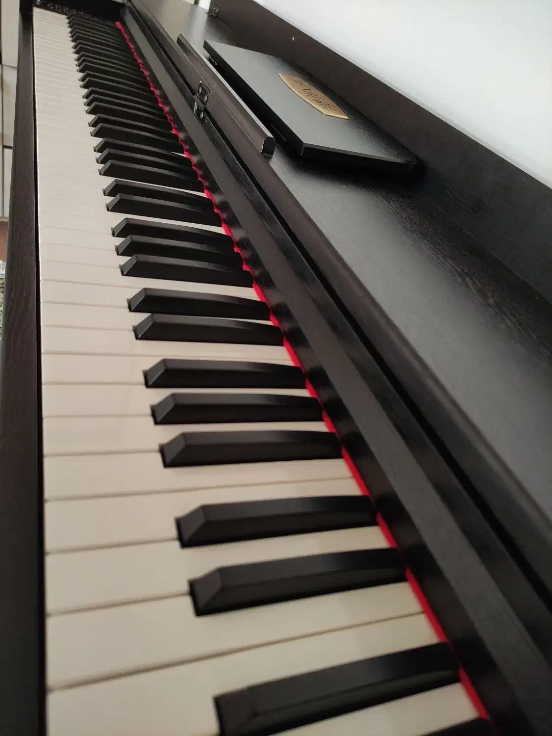 پیانو LP-115 بنبرگ فروش فوری|پیانو، کیبورد، آکاردئون|رشت, جانبازان|دیوار