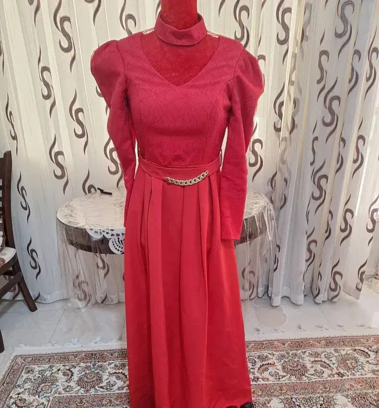 لباس مجلسی|لباس|حمیدیا, |دیوار