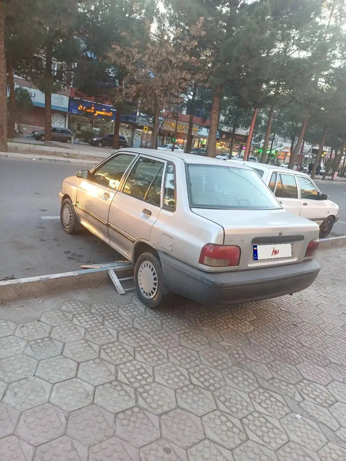 نقره ای|خودرو سواری و وانت|محمدیه-قزوین, |دیوار