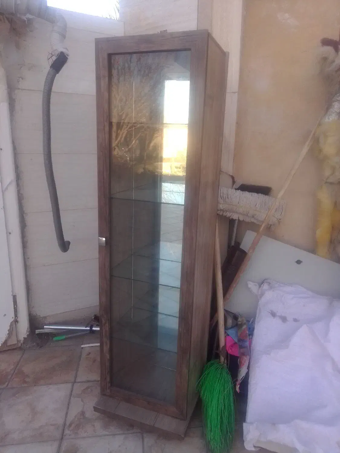 گنجه فروشی|بوفه، ویترین، کنسول|زیرکوه, |دیوار