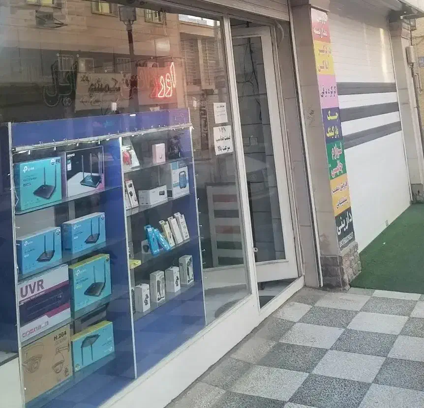 مغازه بر ملک الشعرا نزدیک طالقانی|اجارهٔ مغازه و غرفه|گنبد کاووس, |دیوار