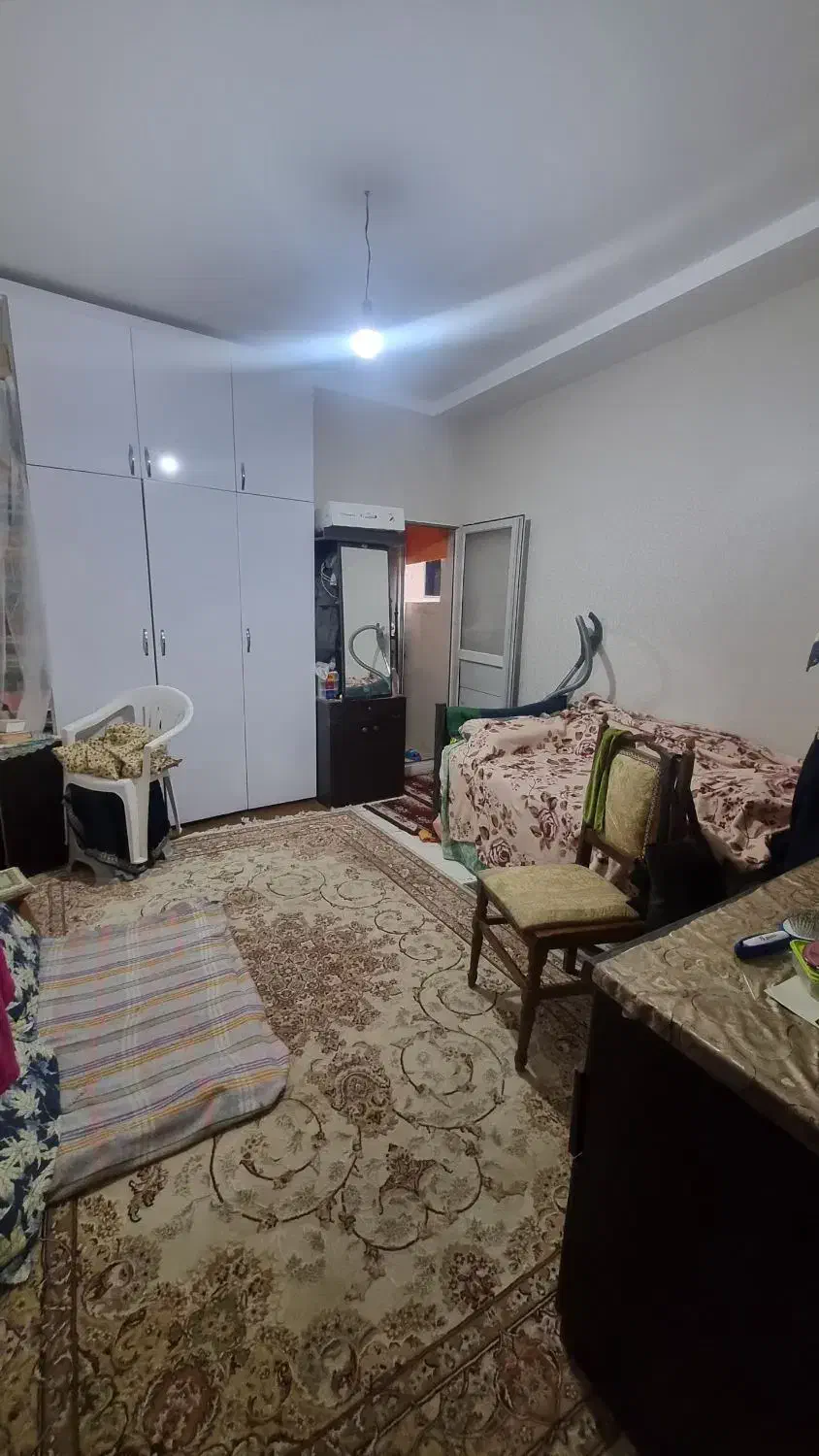 رهن و اجاره واحد ۱خوابه نواب صفوی کوشک میدان|اجارهٔ آپارتمان|شیراز, کوشک میدان|دیوار