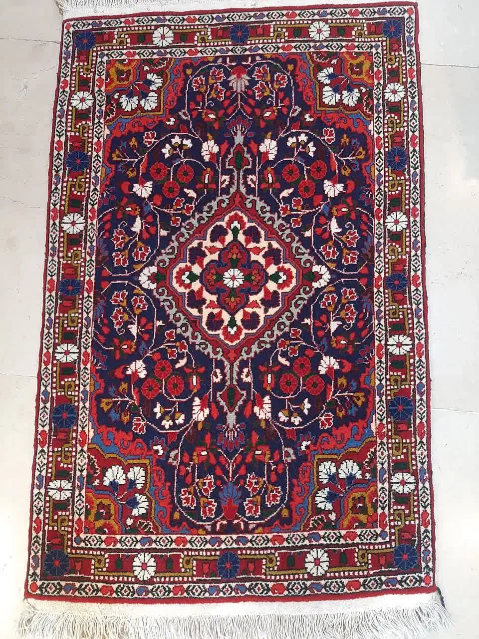 پشتی جوزان|فرش|ملایر, |دیوار