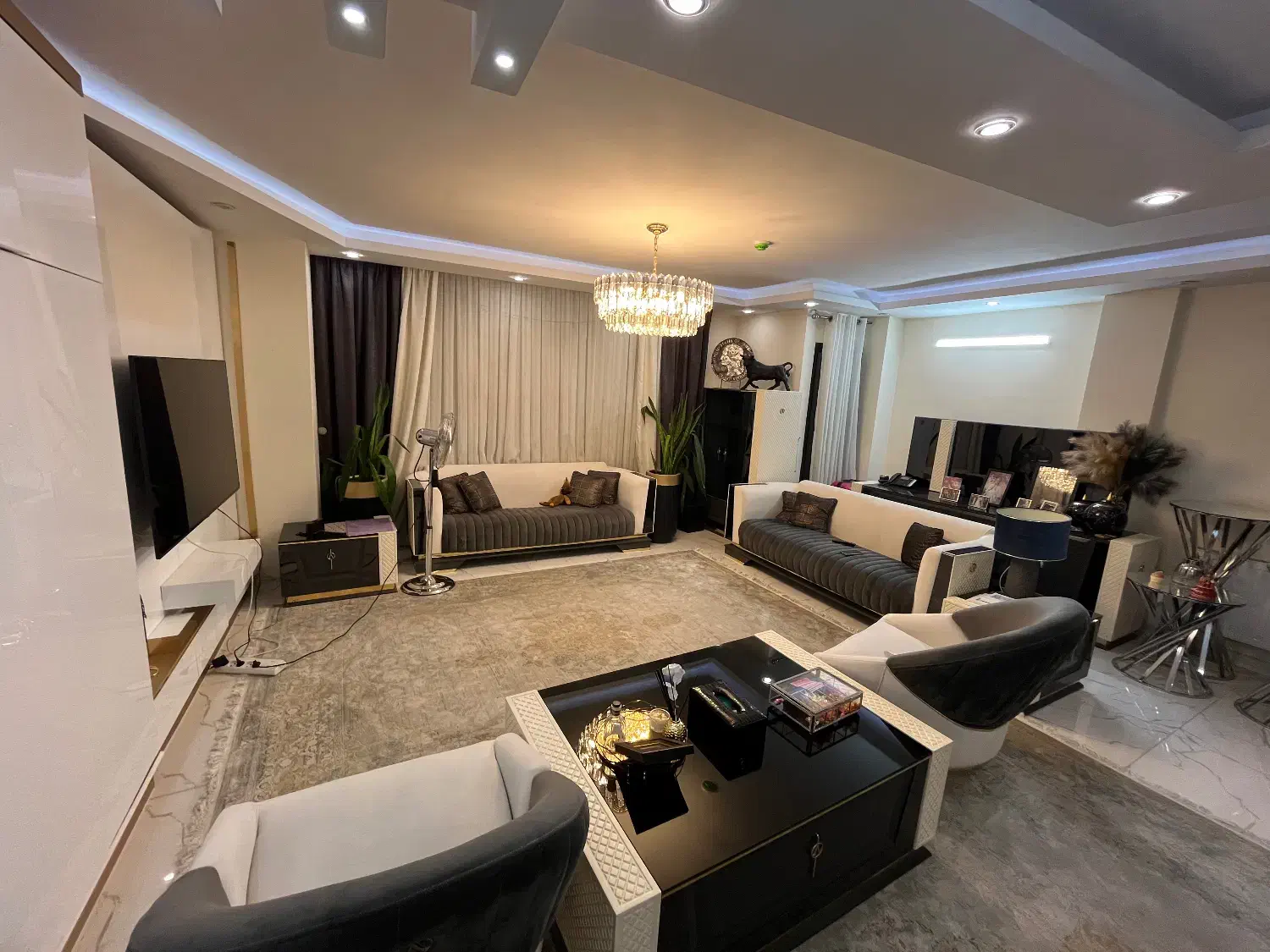 فروش آپارتمان ۹۳ متری ۲ خوابه، املاک جزیره|فروش آپارتمان|اصفهان, میرعماد|دیوار