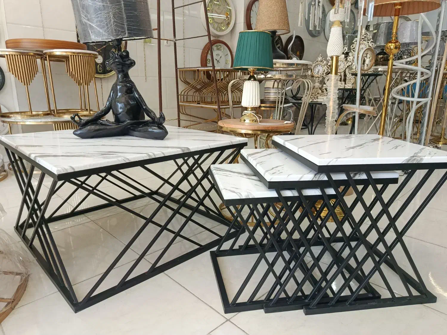 جلومبلی و عسلی فلزی کف قیمت بازار|مبلمان خانگی و میز عسلی|قم, باغ شریفی|دیوار