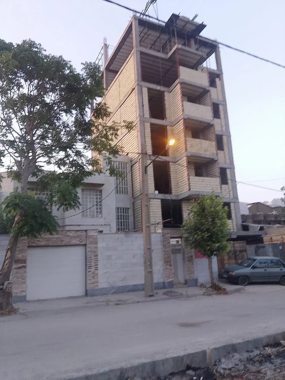 پیش فروش فوری96متری شهرک معلم خ لاله جنوبی|پیشفروش املاک|کرمانشاه, |دیوار