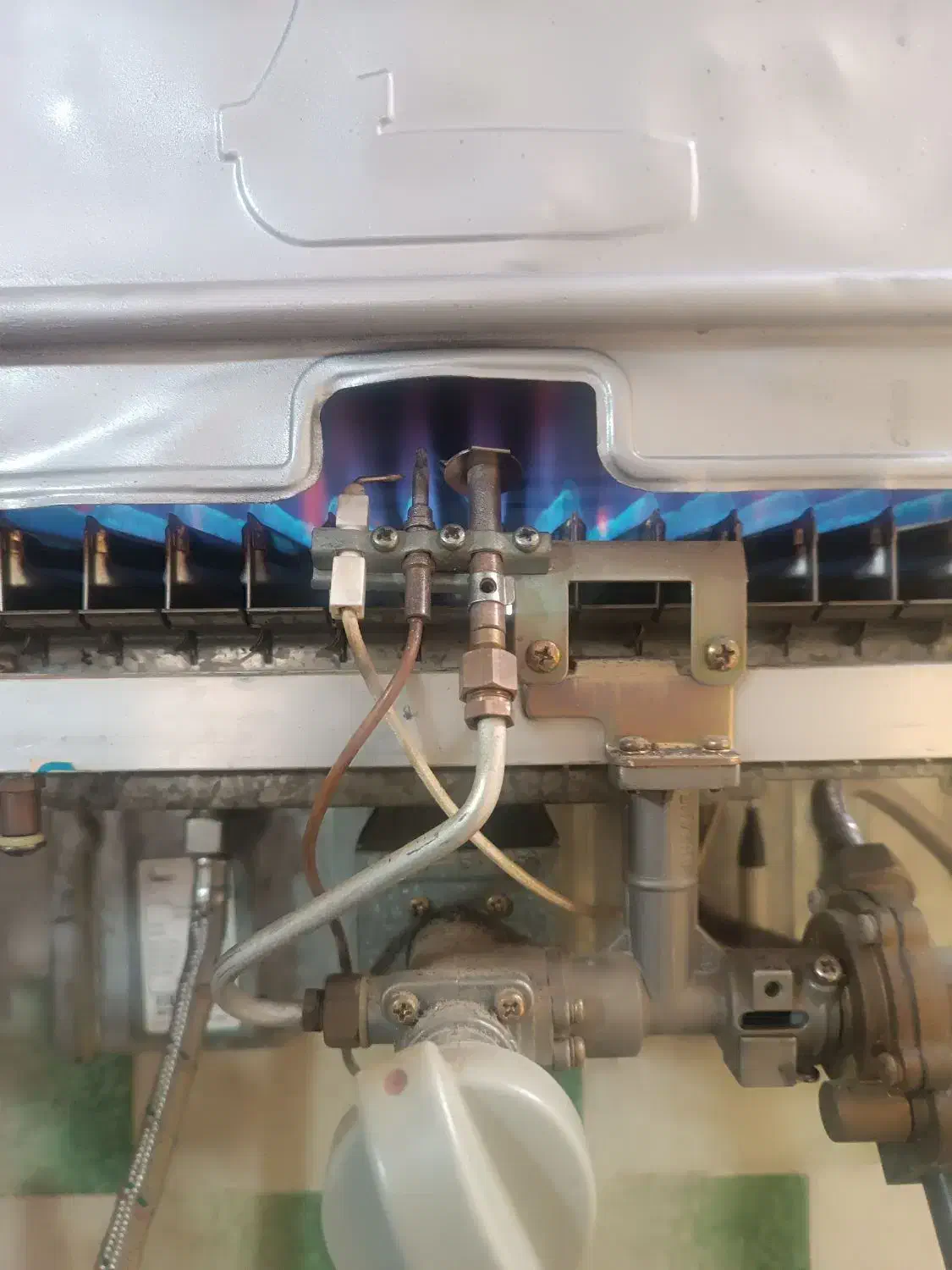 آبگرمکن دیواری بوتان ۳۱۱۵|آبگرمکن، پکیج، شوفاژ|پاکدشت, شهرک انقلاب|دیوار