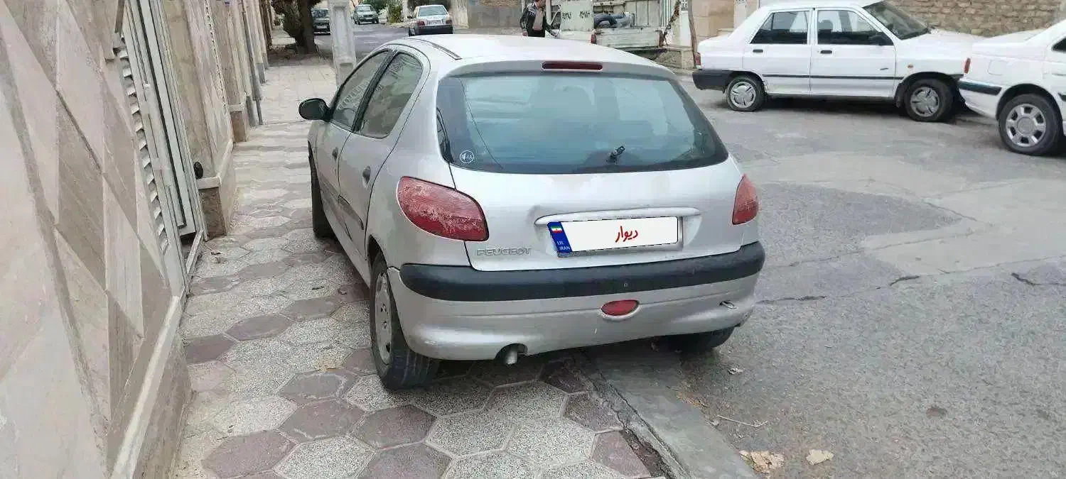 206سالم آماده مسافرت فقط مناسب اوراقی و قطعه فروشی|خودرو سواری و وانت|نیشابور, شهرک قدس|دیوار