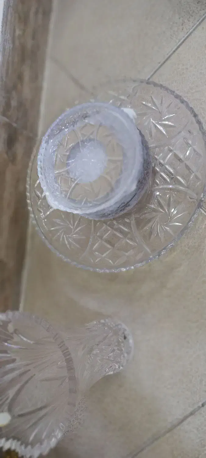 سرویس بلور خارجی خورشیدی|ظروف سرو و پذیرایی|شاهین‌شهر, حاجی آباد|دیوار