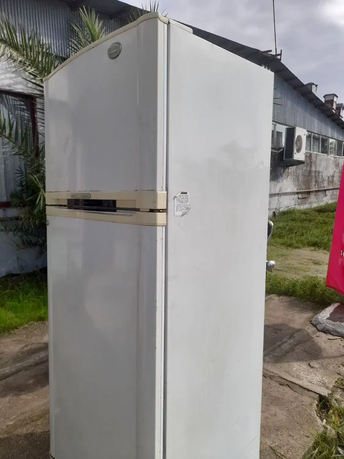 یخچال ۱ فوت.سالم|یخچال و فریزر|بندر انزلی, ساحل قو|دیوار