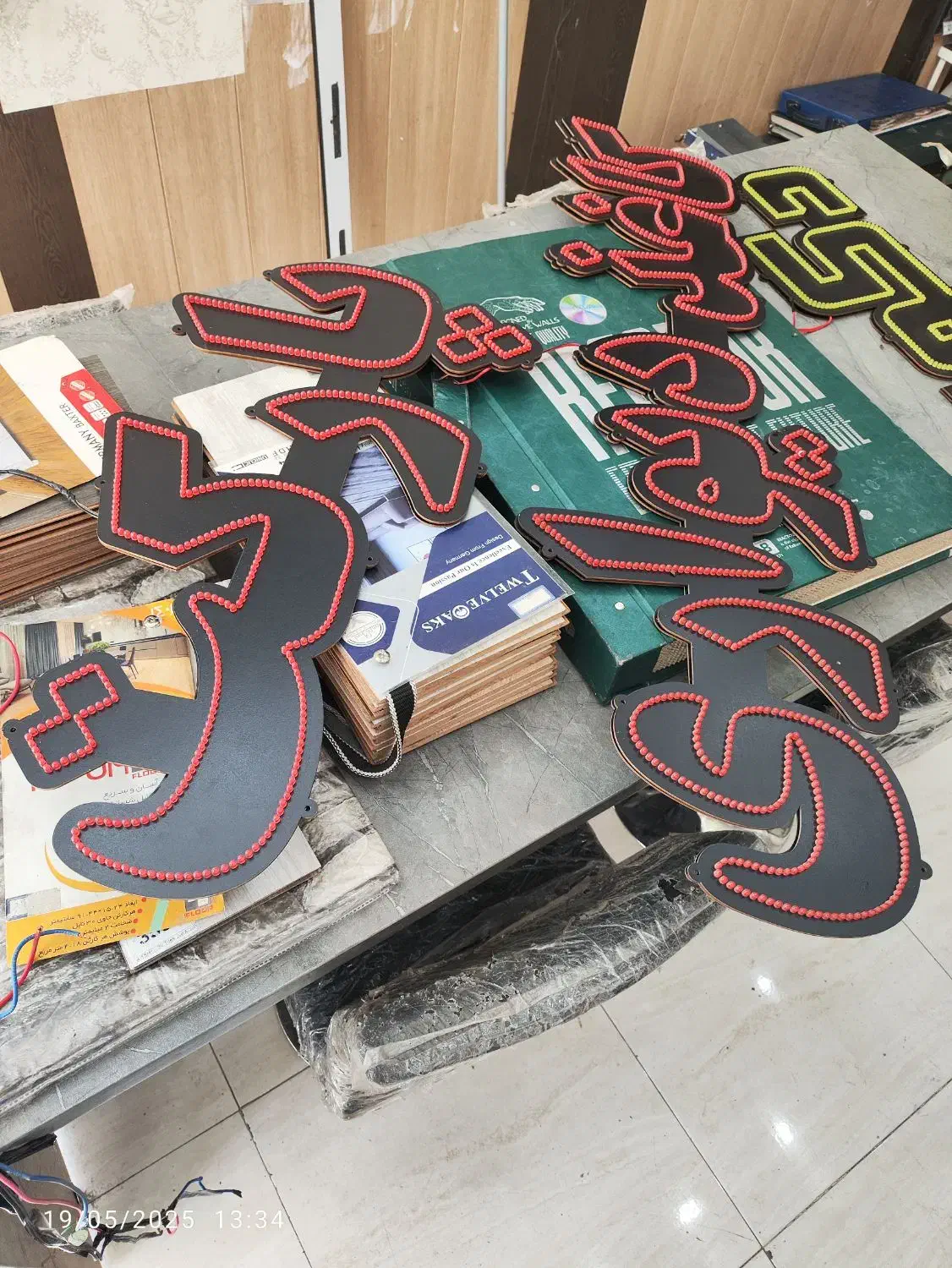 تابلو ال ای دی دسته دوم در حده نو|فروشگاه و مغازه|اندیشه, شهرک صدف|دیوار