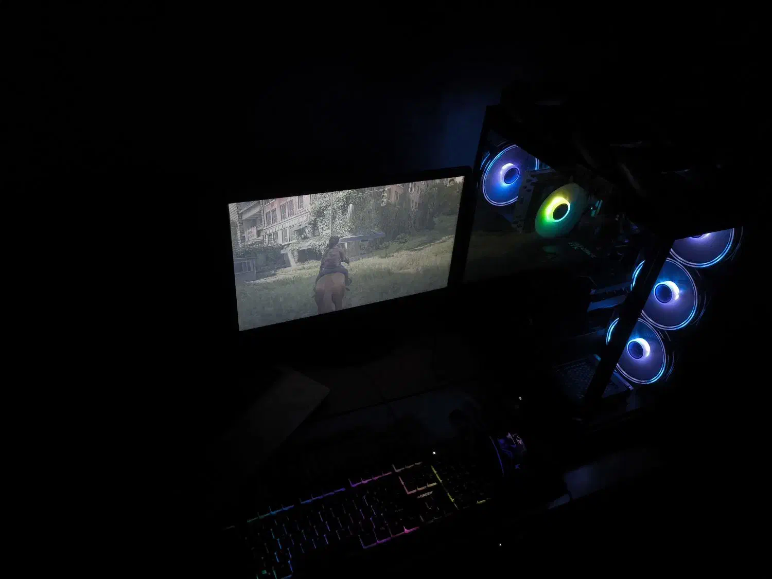 کیس گیمینگ|رایانه رومیزی|شیراز, دلجو|دیوار