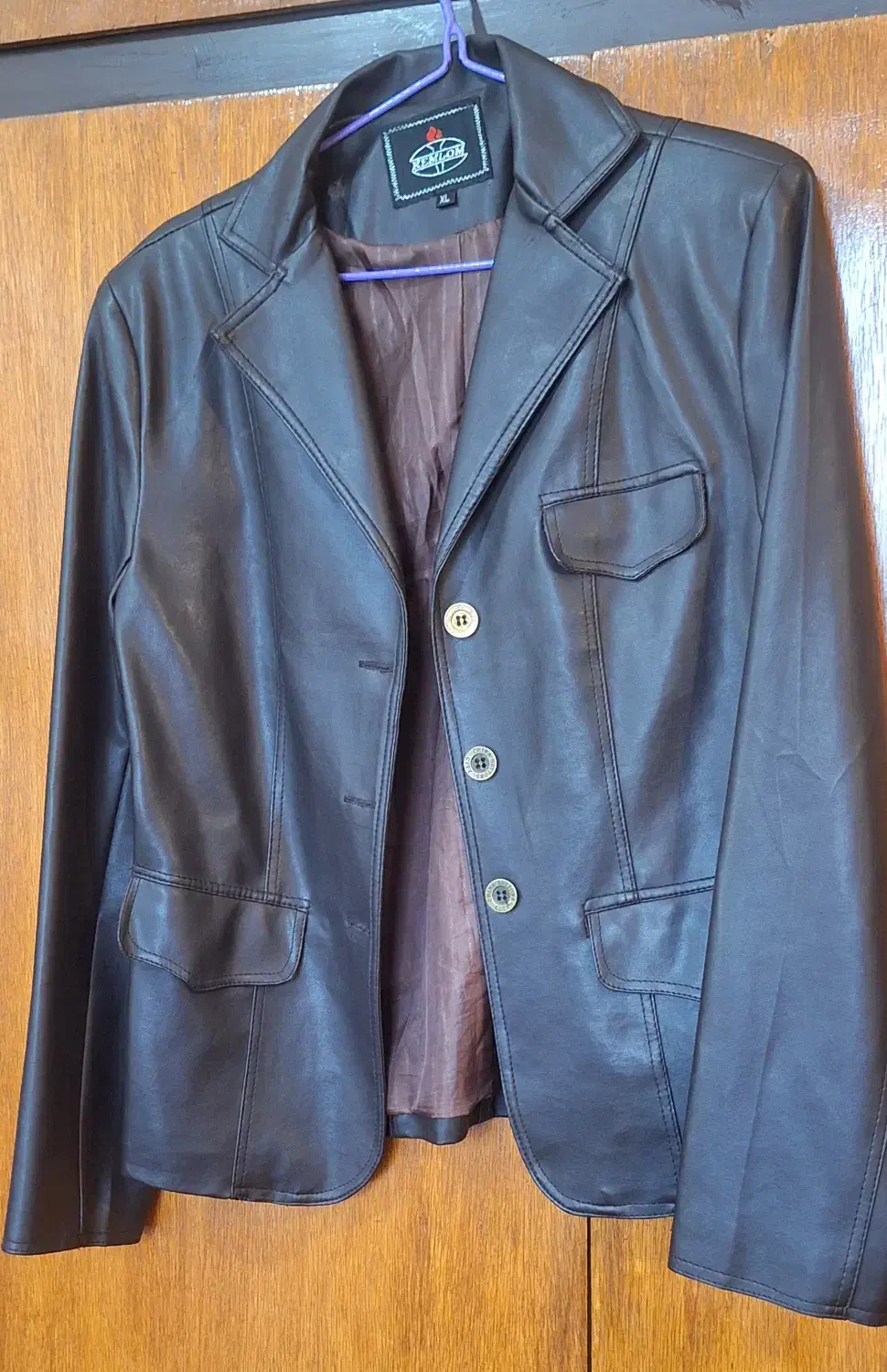 کت چرم و کت جیر کاملا نو کاپشن شلوار لی در حد نو|لباس|گرگان, |دیوار