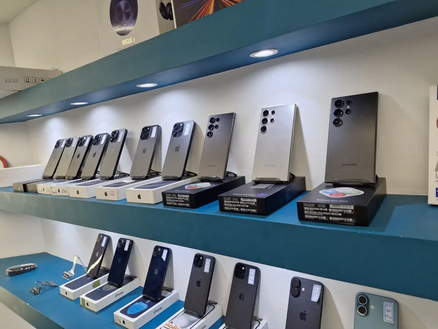 اقساط بدون پیش انواع گوشی و کنسول|موبایل|اصفهان, جلفا|دیوار