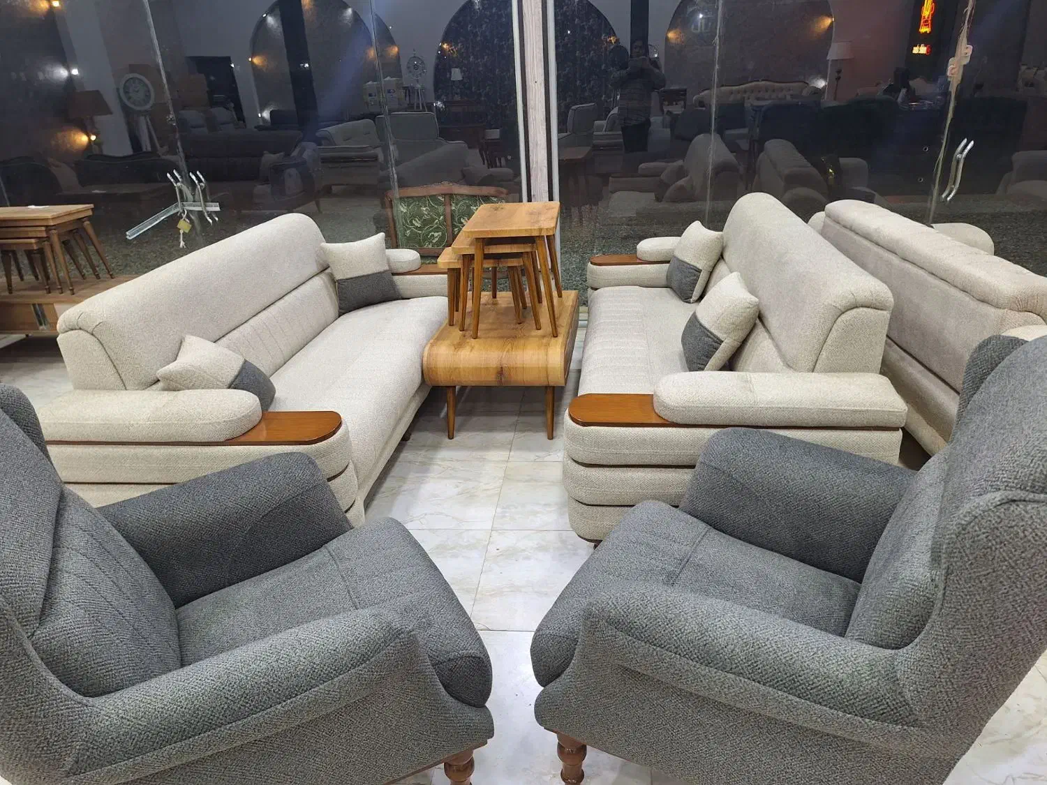 مبل ونوس ۸نفره|مبلمان خانگی و میز عسلی|زابل, |دیوار