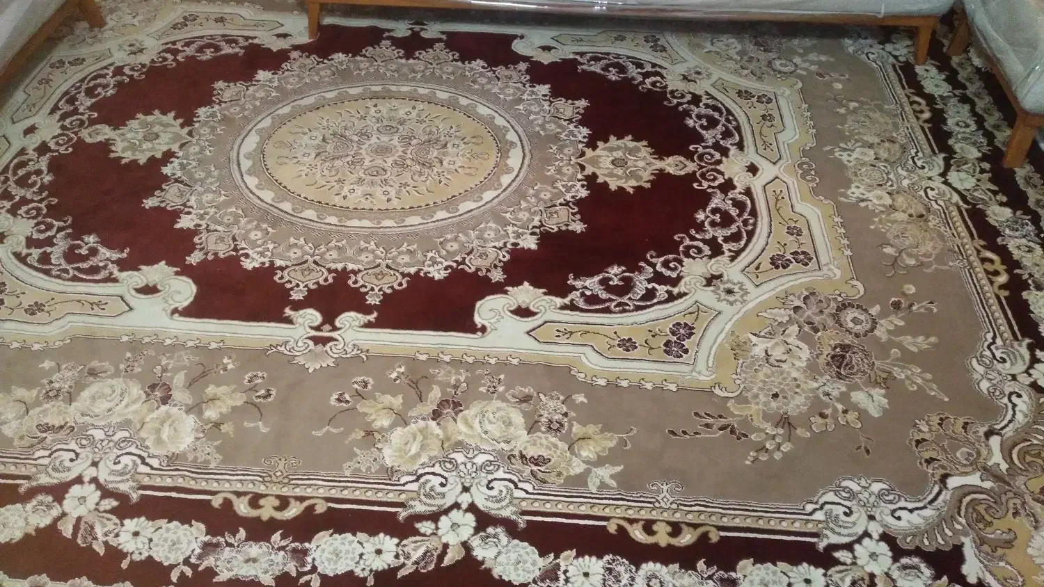 فرش ۱۲متری و کناره|فرش|نیشابور, کشتارگاه|دیوار