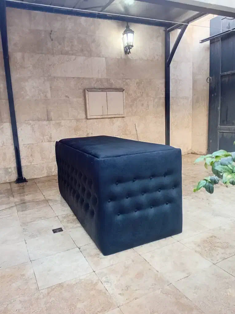 تخت سالنی|آرایشگاه و سالنهای زیبایی|قم, سالاریه|دیوار