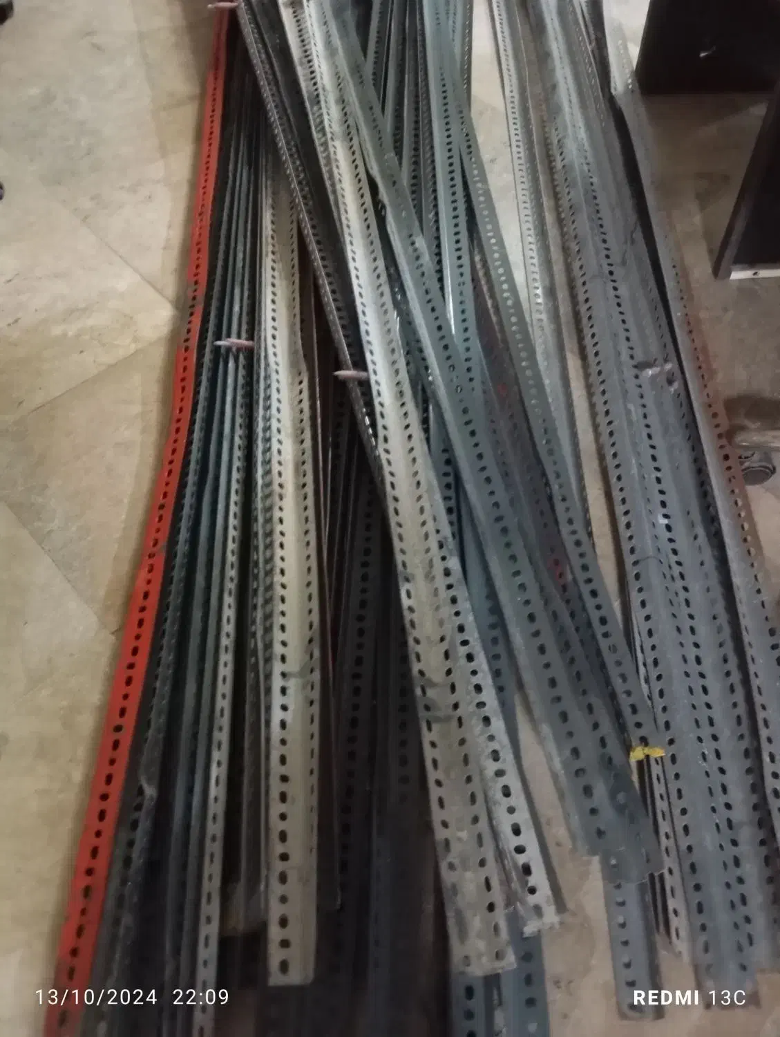 خریدقفسه ویترین وتجهیزات فروشگاهی کل شهر|فروشگاه و مغازه|مشهد, طلاب|دیوار