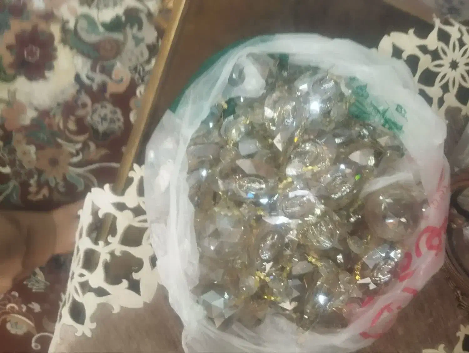 لوستر|لوستر و چراغ آویز|شیراز, دشت چنار|دیوار