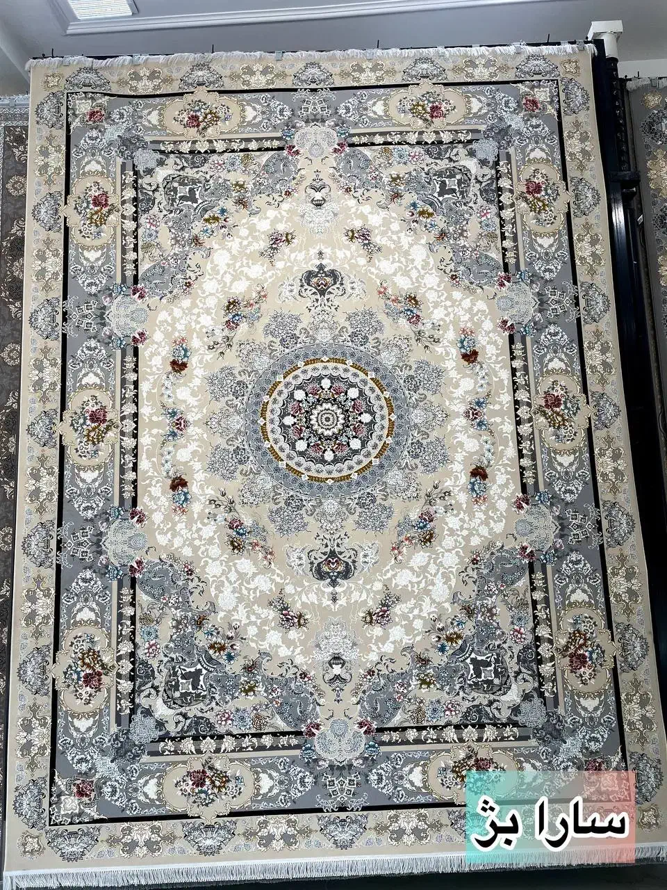 فرش سارا بهترین طرح 1200|فرش|تهران, نعمت‌آباد|دیوار