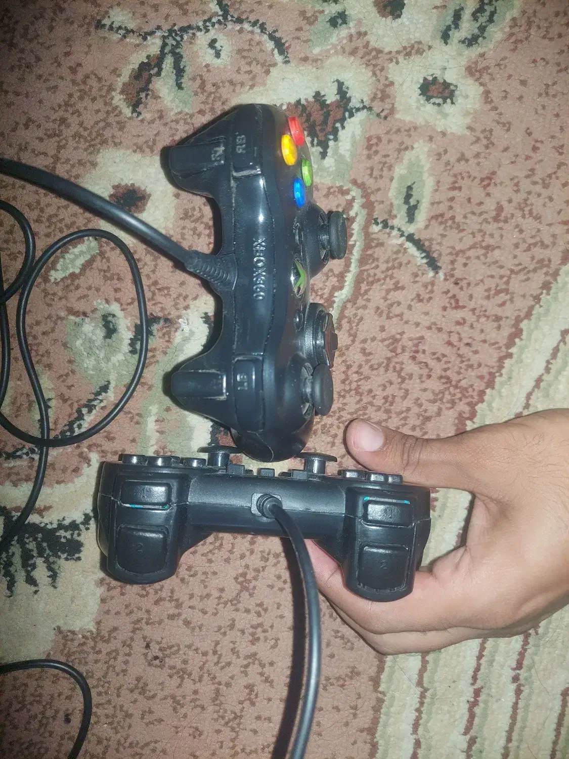 دو دسته بازی کامپیوتر سیمی (تکی یا باهم)|کنسول، بازی ویدئویی و آنلاین|ساری, |دیوار