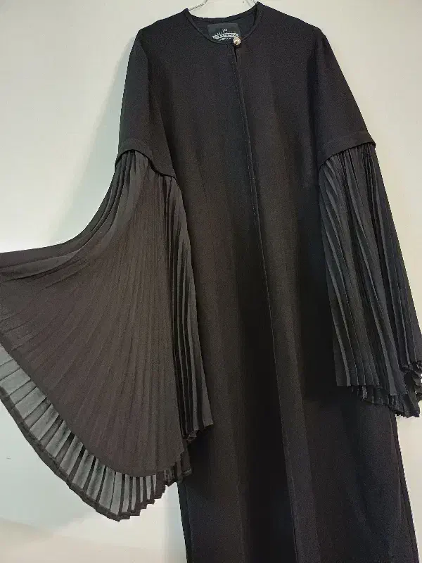 لباس مجلسی|لباس|سبزوار, امیر کبیر|دیوار