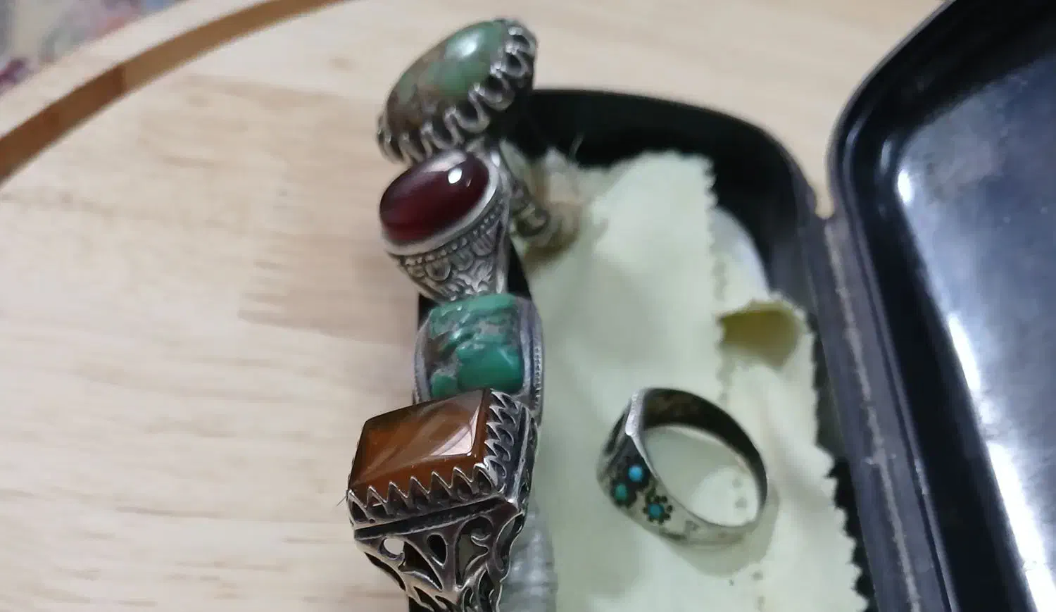 فروش انگشتر قدیمی اصل نقره|جواهرات|بندرعباس, |دیوار