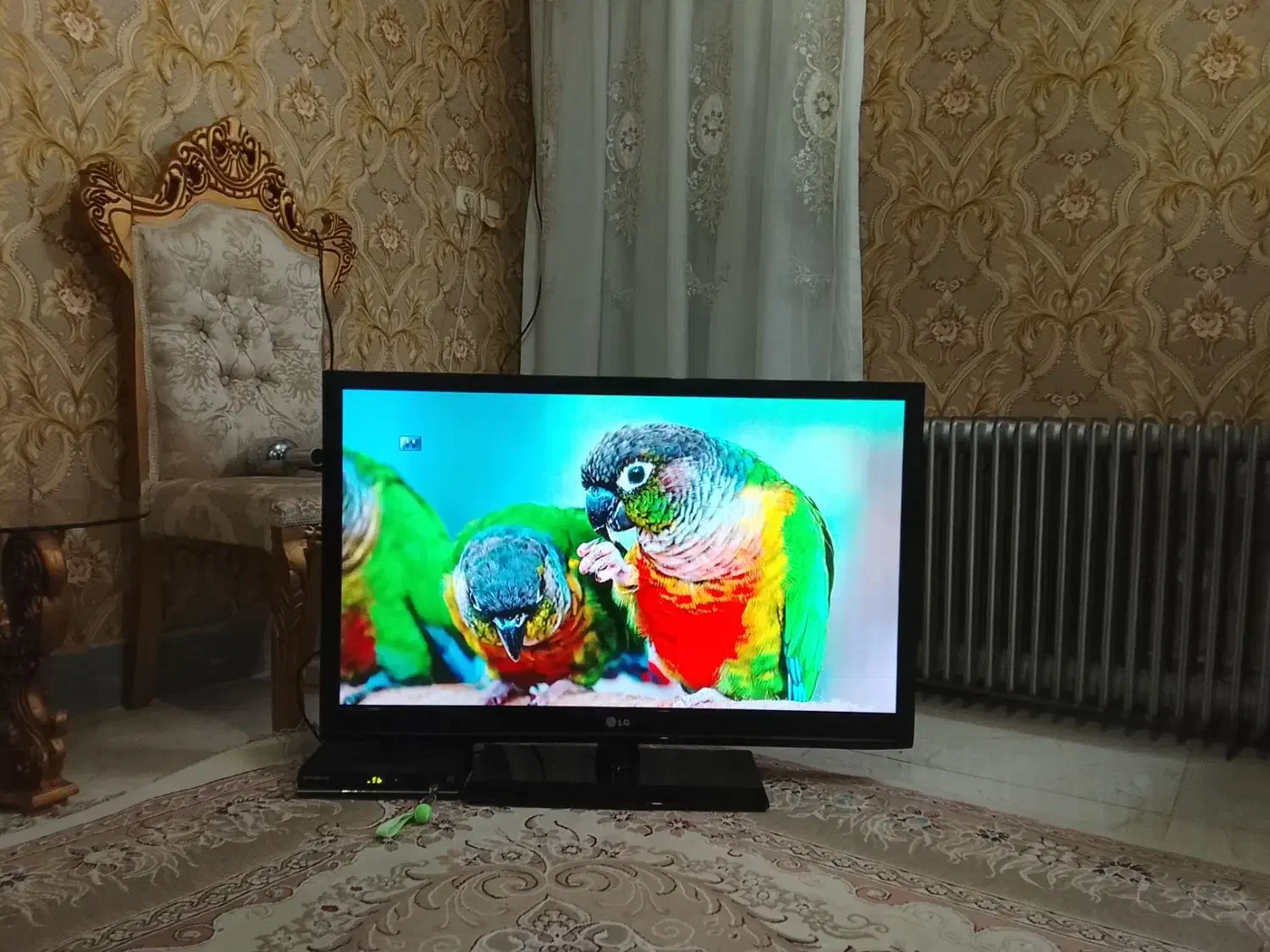 تلوزیون 42 اینچ الجی ساخت کره|تلویزیون و پروژکتور|اندیشه, اندیشه فاز ۳|دیوار