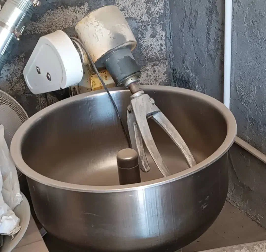 تنور و خمیر کن|اجاق گاز و لوازم برقی پخت‌وپز|شهرکرد, |دیوار