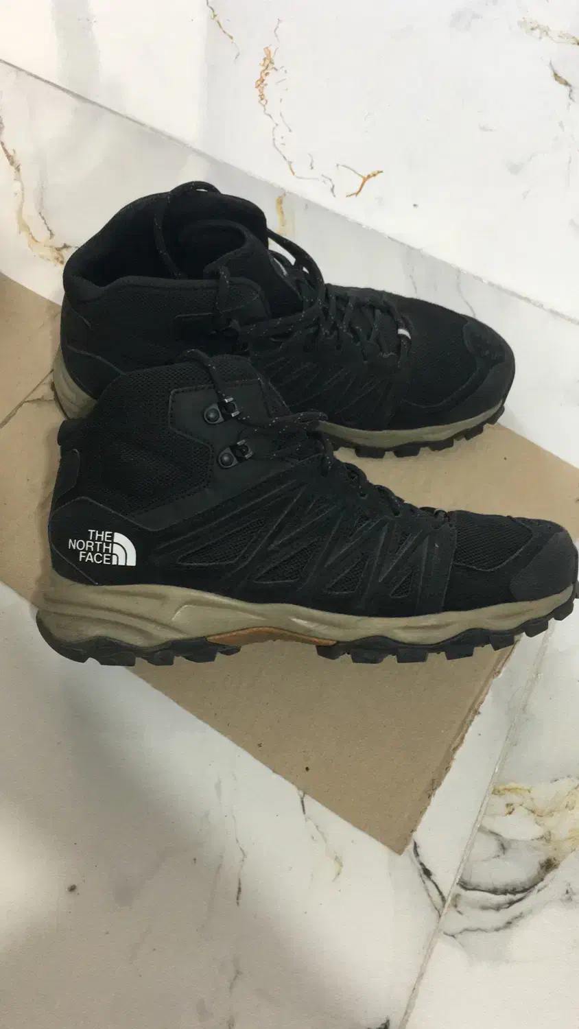 نیم بوت اورجینال نورت فیس۴۰ ۴۱|کیف، کفش، کمربند|ارومیه, |دیوار