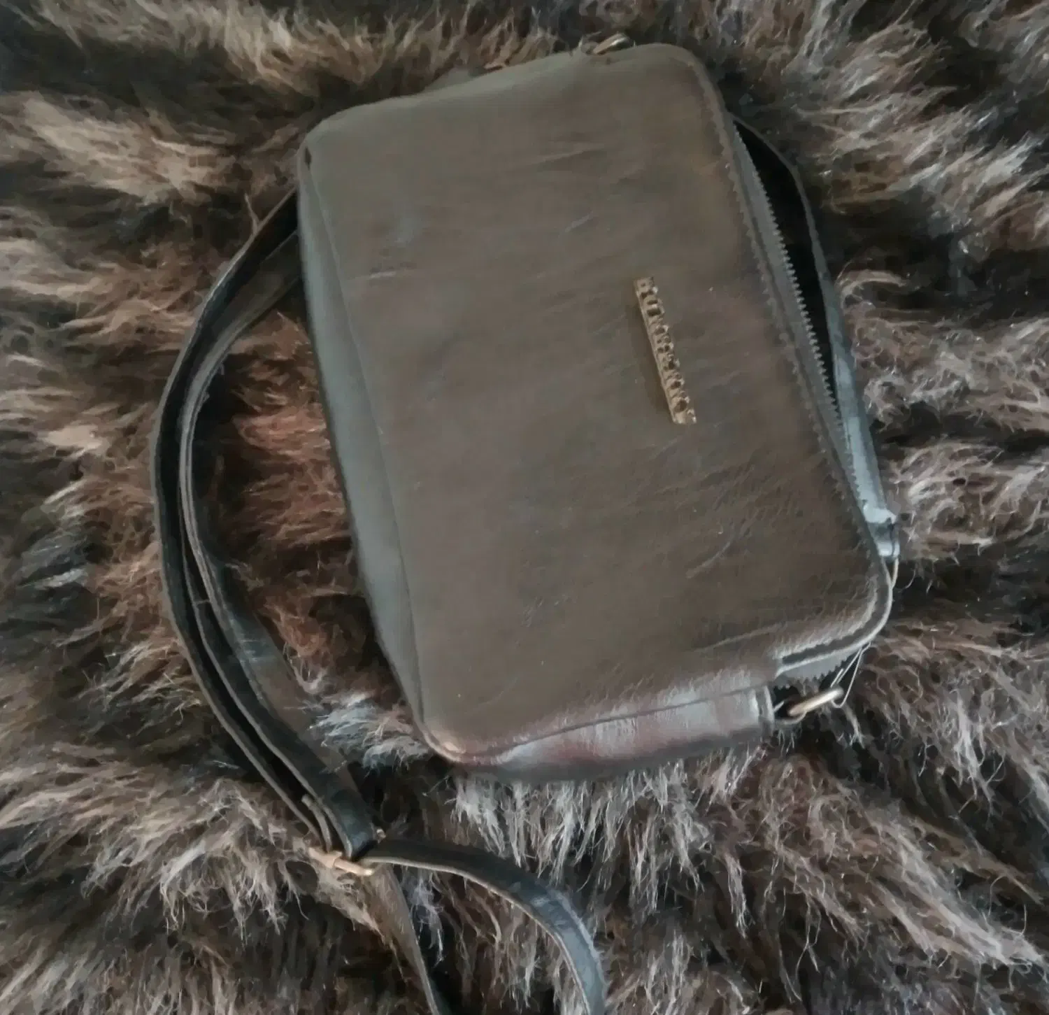 کیف|کیف، کفش، کمربند|املش, |دیوار