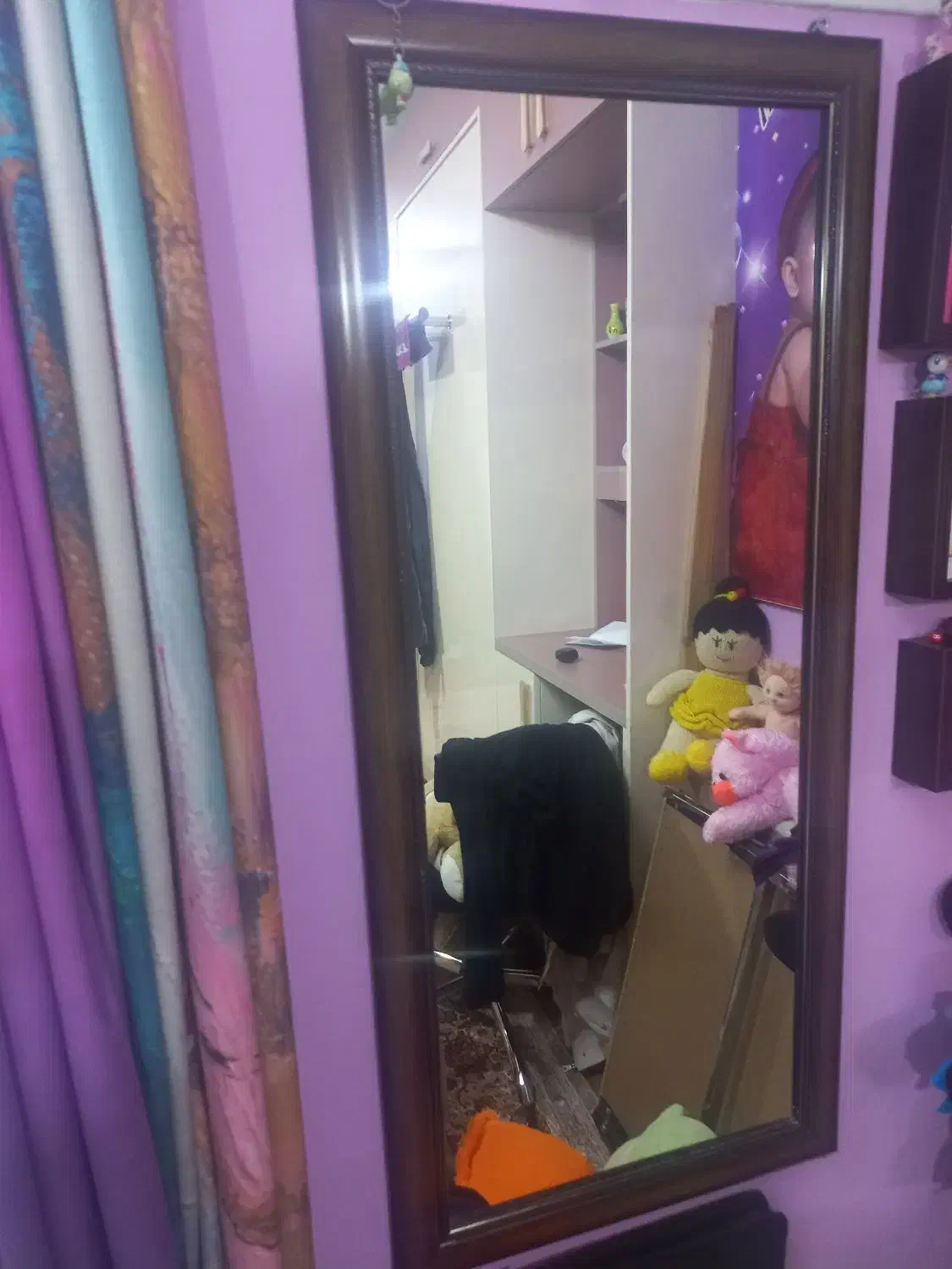 آینه قدی ۱۱۰ در ۴۵ در حد نو با قاب قهوه ای|آینه|تهران, قصر فیروزه ۱|دیوار