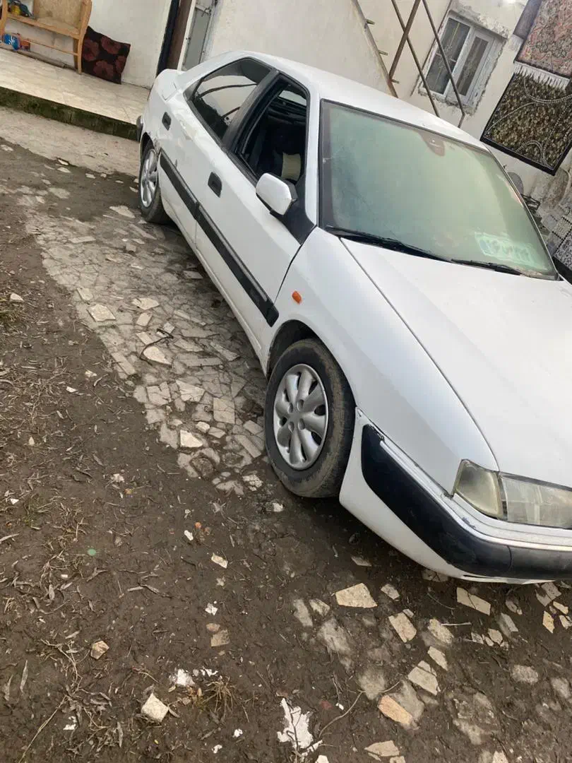 زانتیا ۱۸۰۰ سفید ۸۱|خودرو سواری و وانت|رودسر, |دیوار