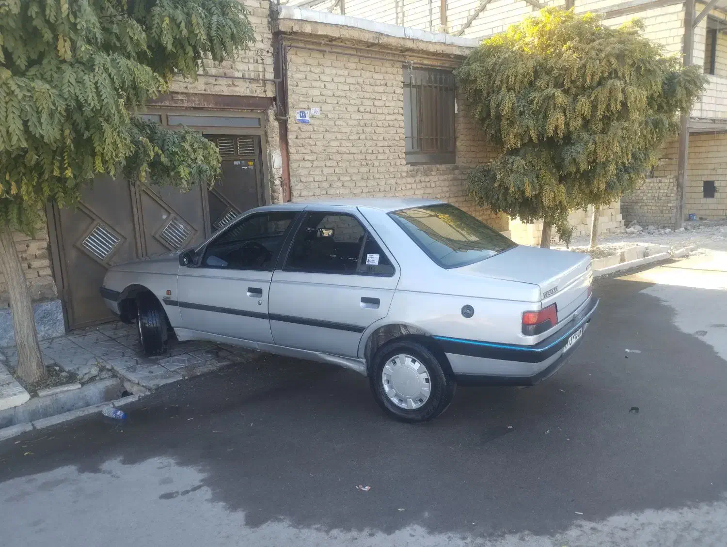 پژو 405دوگانه کارخونه|خودرو سواری و وانت|بروجرد, |دیوار