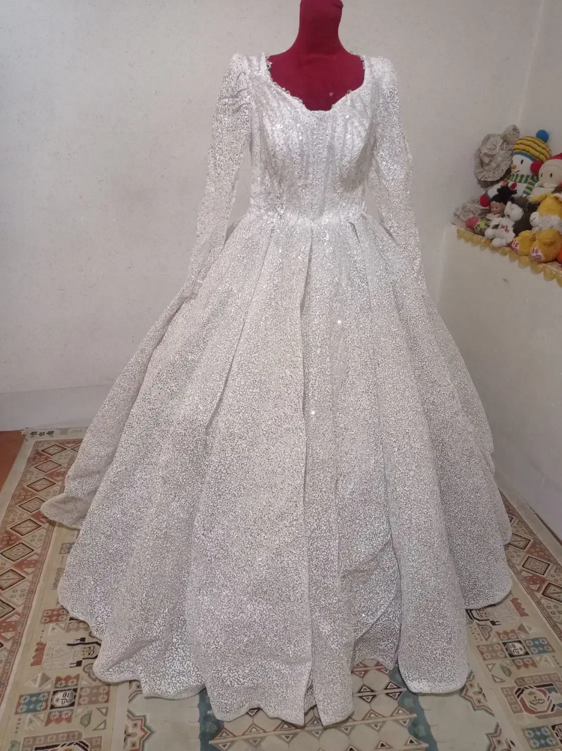 لباس عروس|لباس|فولادشهر, مسکن مهر فولادشهر|دیوار