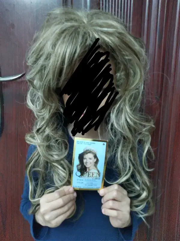 پوستیژ مارک کویین ،،لایت های روشن داره|آرایشی، بهداشتی، درمانی|لنگرود, |دیوار