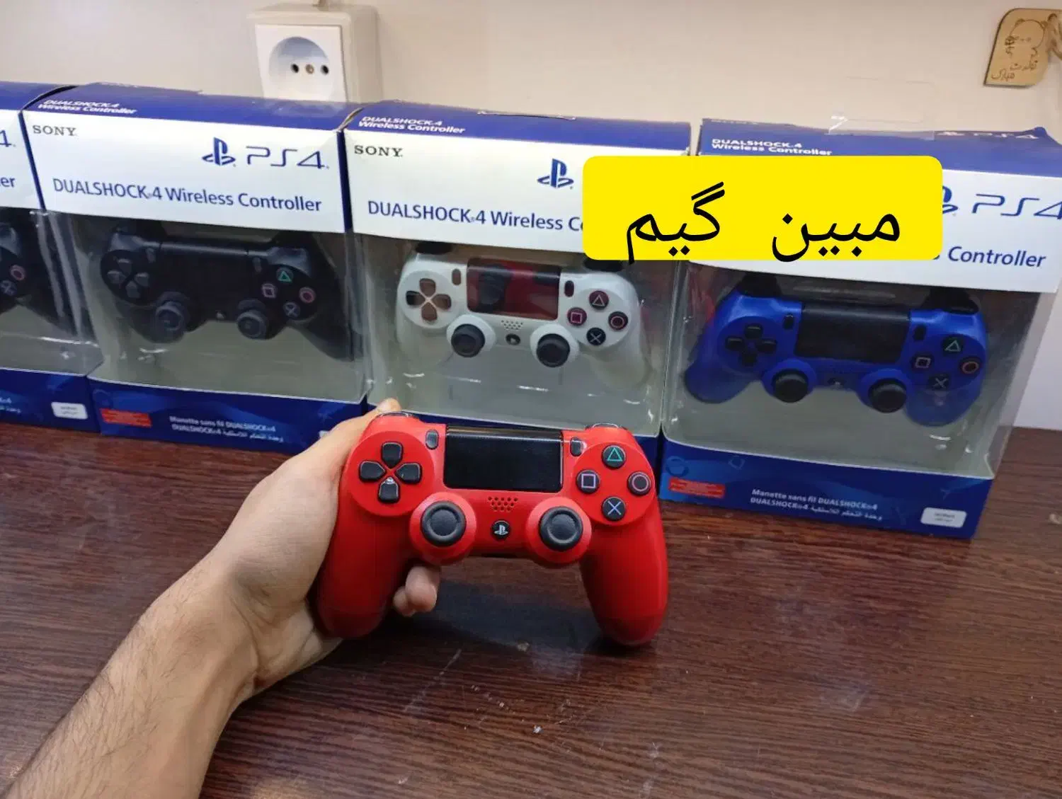 دسته ps4  در حد آک (اصلی)|کنسول، بازی ویدئویی و آنلاین|مشهد, حجاب (شهرک غرب)|دیوار