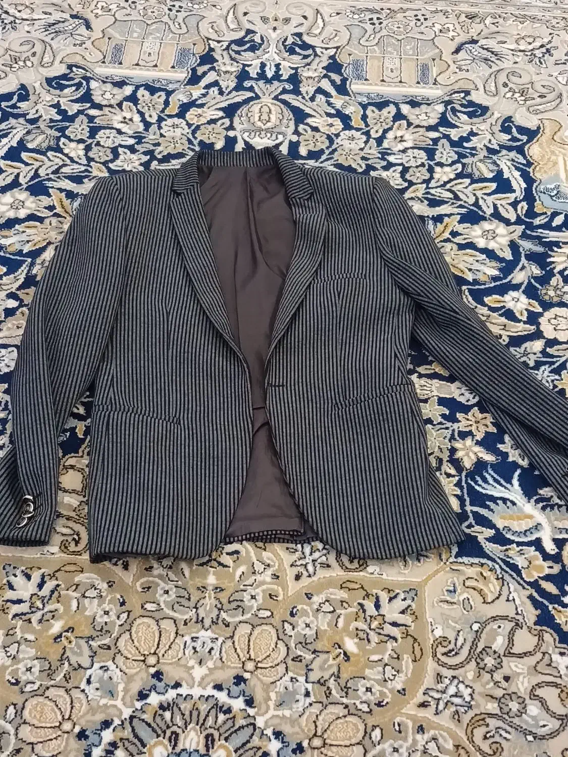 کت تک مردانه|لباس|شیراز, گچی|دیوار