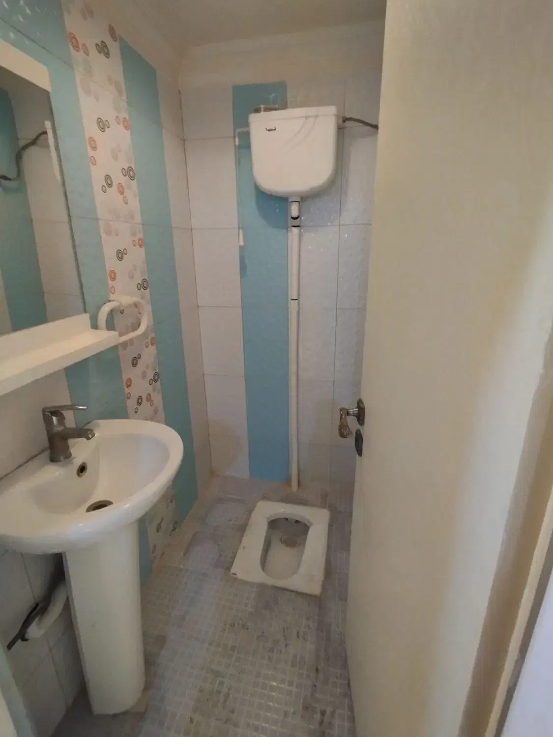 60متردوخوابه تک واحدی انباری واسانسور