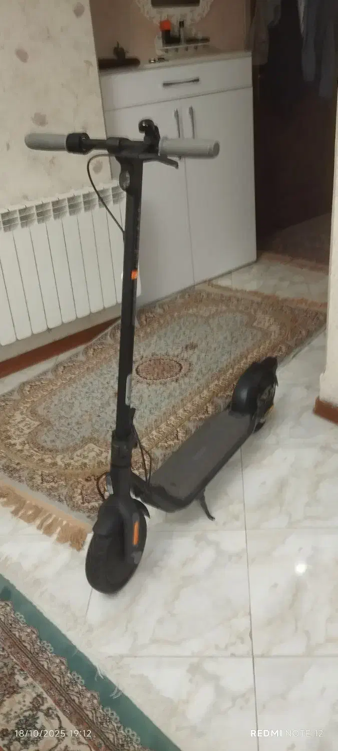 اسکوتر برقی ناین بوت سگ وی تاشو امریکایی|دوچرخه، اسکیت، اسکوتر|اسلامشهر, مظفریه|دیوار
