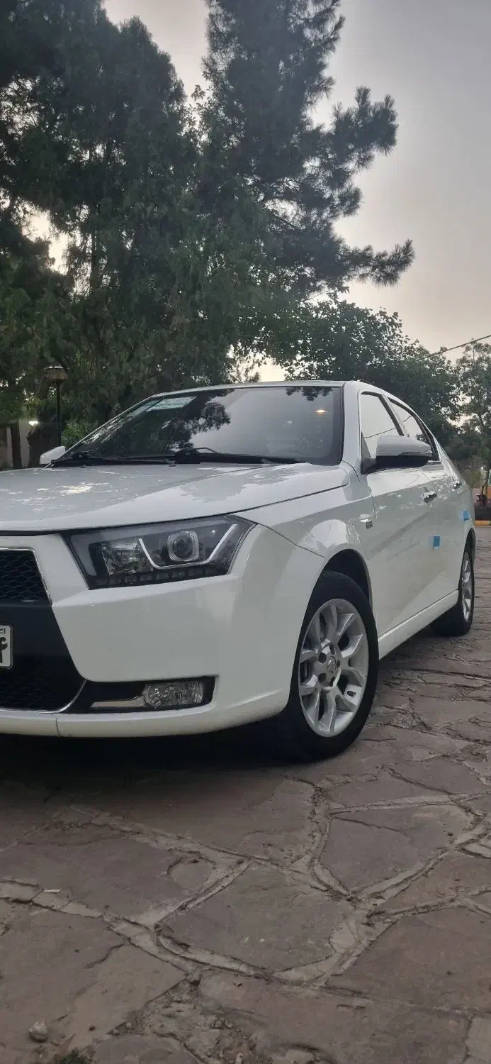 دنا پلاس 1400 اتومات توربو کم کار درحد|خودرو سواری و وانت|مشهد, مصلی (کارمندان اول)|دیوار