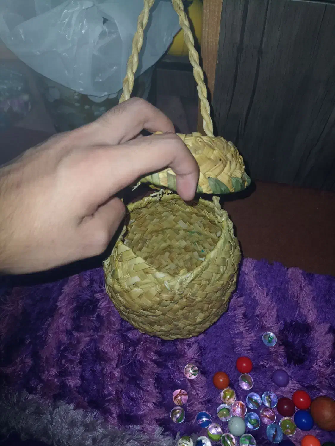 تیله سبد|اسباببازی بچه|رشت, کوی مهر|دیوار