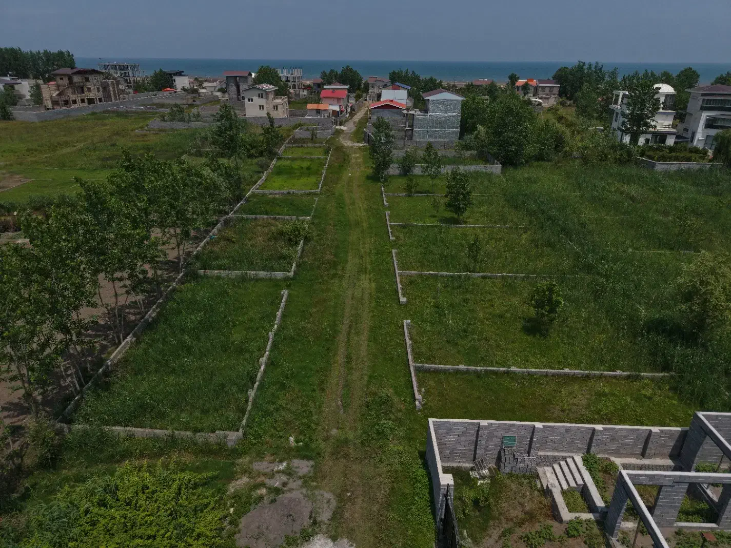 زمین 217 متری با سند رسمی / بهترین قیم-ت در منطقه|فروش زمین و ملک کلنگی|خرمدشت, |دیوار