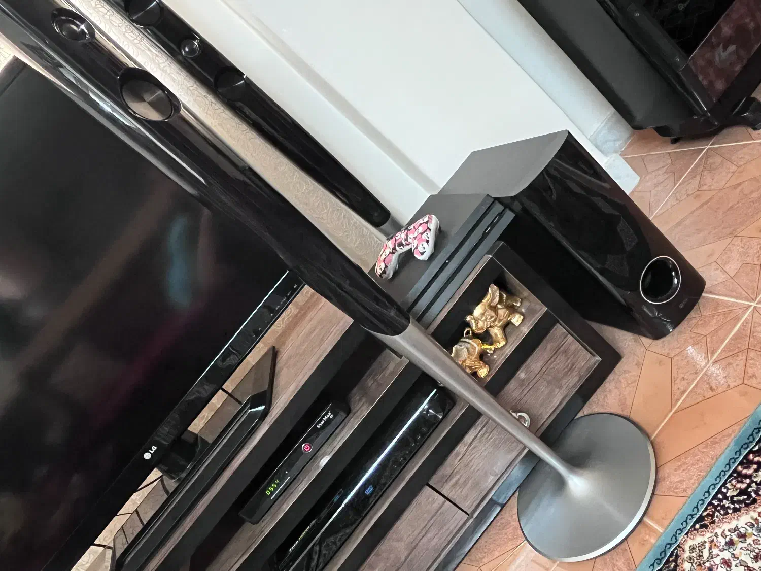 سینما خانواده اصل کره ال جی با میز|سیستم صوتی خانگی|لنگرود, |دیوار