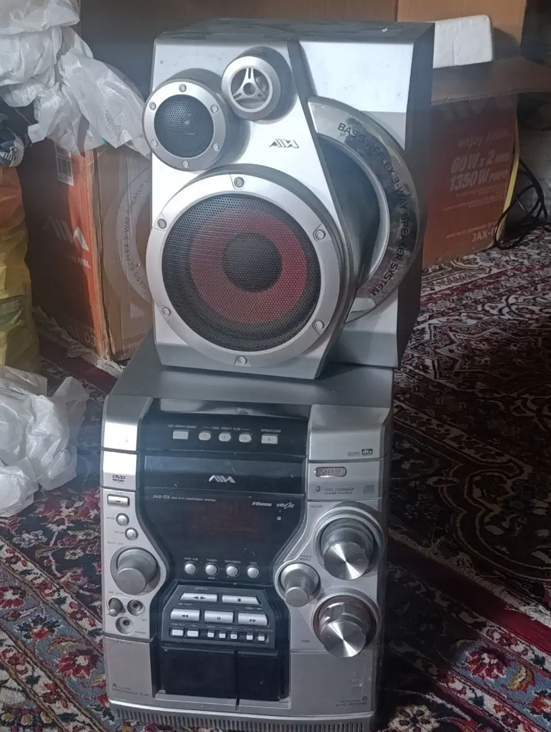 تلویزیون ۲۹ سونی میز کامپیوتر و ضبط در حد|تلویزیون و پروژکتور|الیگودرز, |دیوار