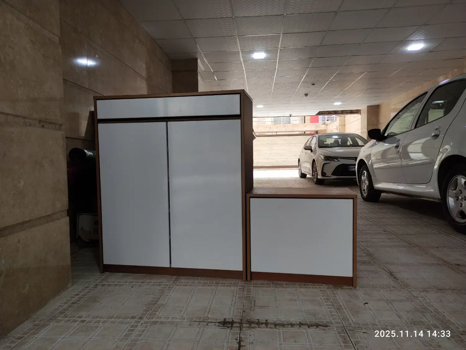 جاکفشی در حد نو|جاکفشی، کمد، دراور|رشت, لاکان شهر|دیوار